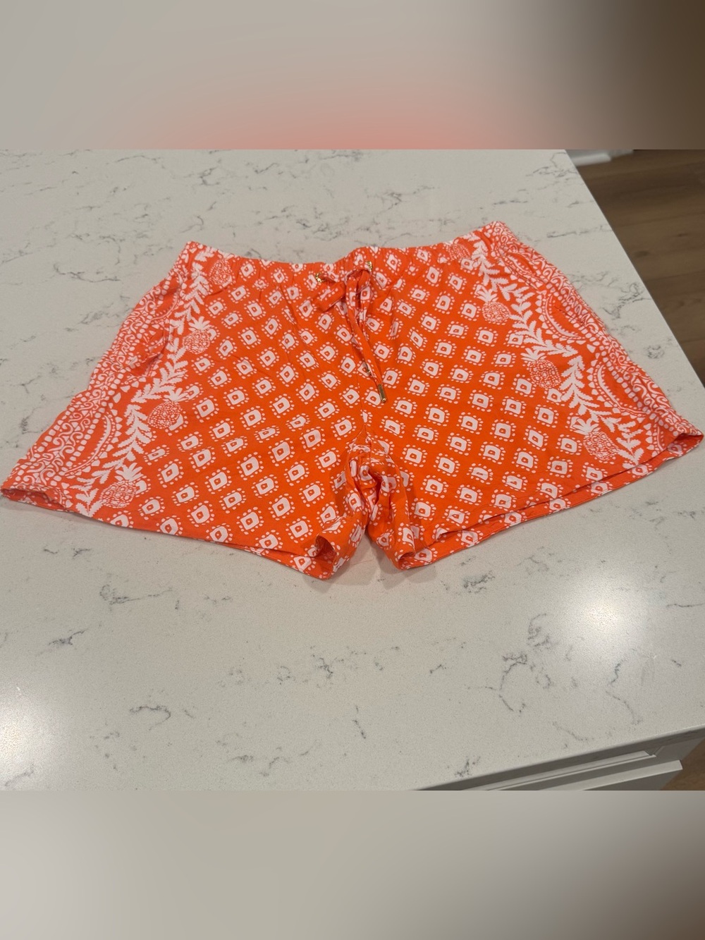 NWOT Lilly Pulitzer Croix High-Waist Shorts. Size small. Orange White Drawstring